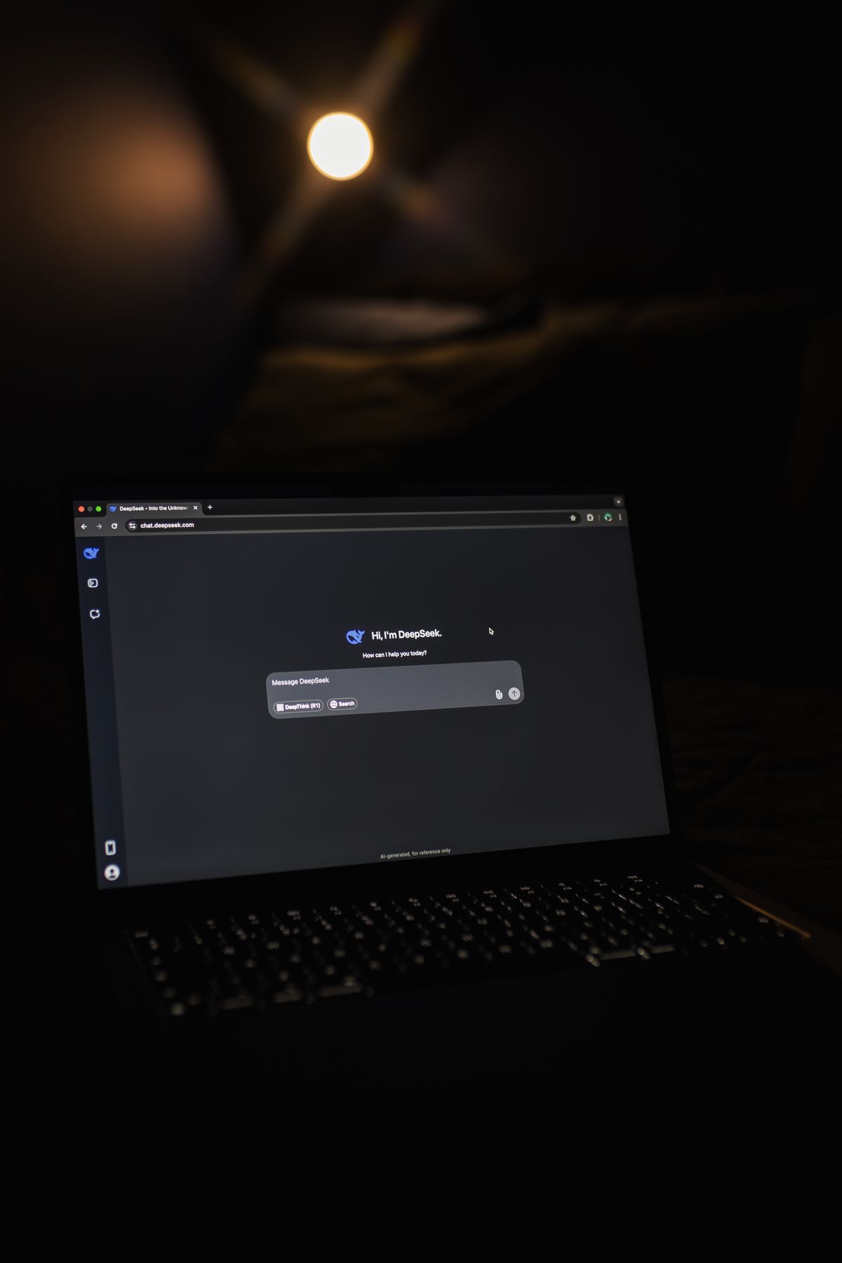 Aplicativo de inteligência artificial aberto em um computador